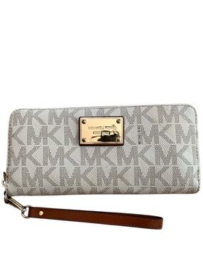Michael Kors Jet Set Signature Print Wristlet/Wallet